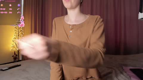 sweet_sonechka online show from December 8, 2024, 10:08 am