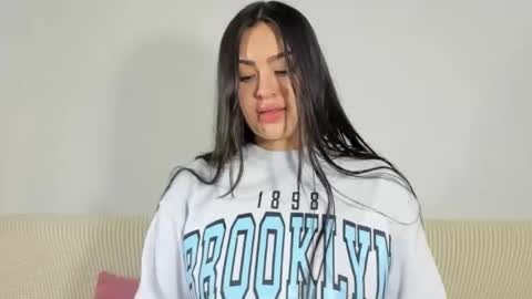 sweet_sophie_7 online show from January 24, 2025, 4:06 pm