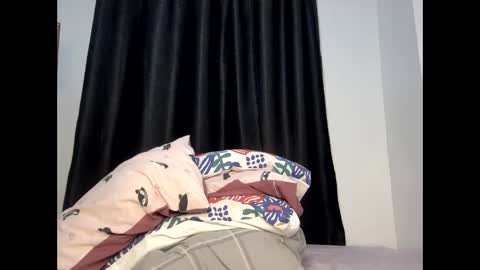 Snapshot of sweet_spoon chatting on May 27, 2026, 8:22 am Nina online show from May 27, 2026, 8:22 am