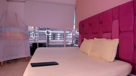 sweet_stacie online show from January 16, 2025, 1:14 pm