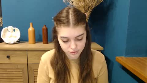Snapshot of sweet_sugaaar chatting on February 25, 2025, 7:31 am Rebecca online show from February 25, 2025, 7:31 am