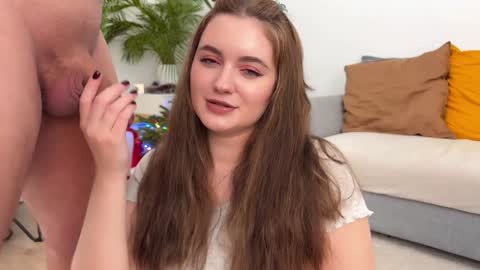 ViolaandVince online show from December 21, 2025, 1:18 pm