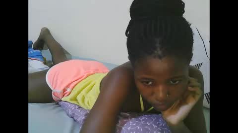 Snapshot of sweet_tattiana chatting on October 18, 2025, 10:49 am Tatty online show from October 18, 2025, 10:49 am
