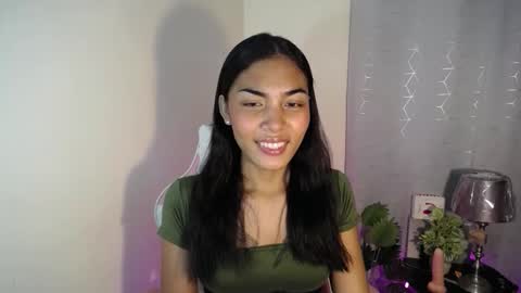 Snapshot of sweet_trishaxx chatting on November 14, 2025, 1:26 am Trisha online show from November 14, 2025, 1:26 am