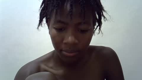 Snapshot of sweet_vee1 chatting on March 13, 2026, 8:48 pm Princess vee online show from March 13, 2026, 8:48 pm