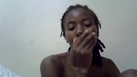 Snapshot of sweet_vee1 chatting on May 3, 2026, 8:48 pm Princess vee online show from May 3, 2026, 8:48 pm