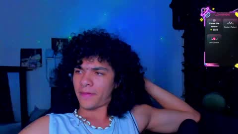 Snapshot of sweet_vond chatting on May 17, 2026, 8:16 pm Steven independent model online show from May 17, 2026, 8:16 pm