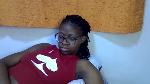Snapshot of sweet_zarah chatting on March 10, 2026, 3:44 am sweet_zarah online show from March 10, 2026, 3:44 am