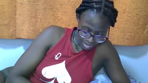 Snapshot of sweet_zarah chatting on April 4, 2026, 4:48 pm sweet_zarah online show from April 4, 2026, 4:48 pm