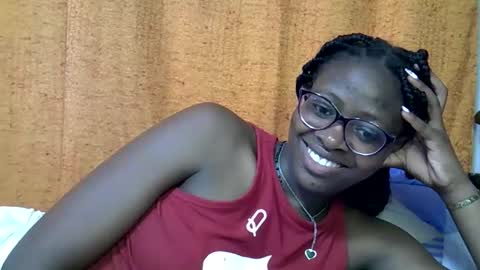 Snapshot of sweet_zarah chatting on April 10, 2026, 8:19 am sweet_zarah online show from April 10, 2026, 8:19 am
