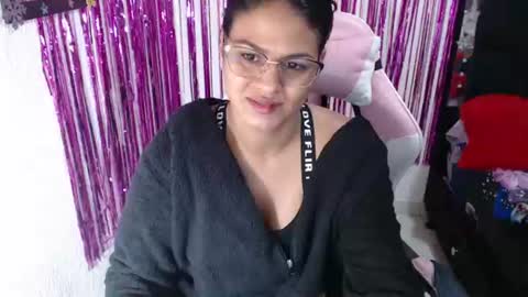 Snapshot of sweetalmaa chatting on June 11, 2026, 10:13 am Alma online show from June 11, 2026, 10:13 am
