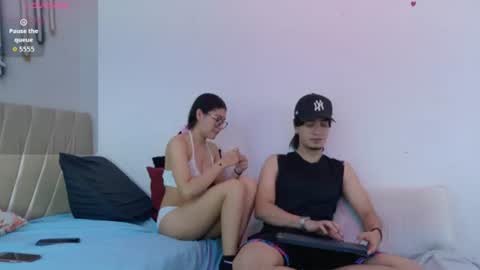 Snapshot of sweetauracouple chatting on June 24, 2026, 12:26 pm sweetauracouple online show from June 24, 2026, 12:26 pm
