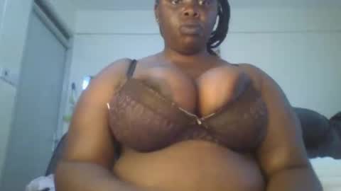 sweetbaby46 online show from September 14, 2025, 7:29 am