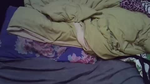 Snapshot of sweetbellah1 chatting on February 20, 2026, 12:29 am Sweetgul online show from February 20, 2026, 12:29 am