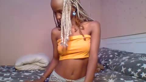 Snapshot of sweetberry30 chatting on October 25, 2025, 2:13 pm sweetberry30 online show from October 25, 2025, 2:13 pm