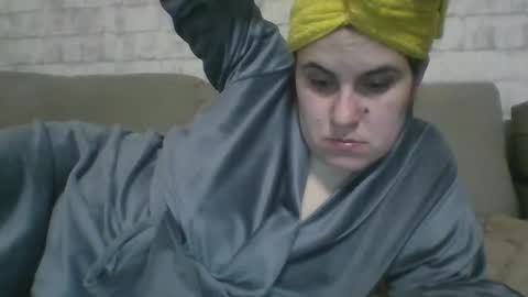 sweetbesty5322 online show from February 25, 2026, 7:12 pm