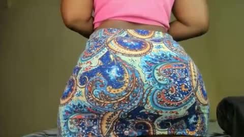 Sweetbigass online show from March 13, 2026, 1:29 pm