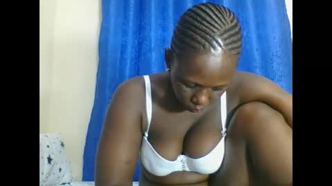Snapshot of sweetblackgal3 chatting on May 18, 2026, 1:35 am JECINTAR online show from May 18, 2026, 1:35 am