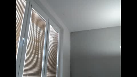 Sweetboobs85h online show from April 9, 2026, 8:20 am