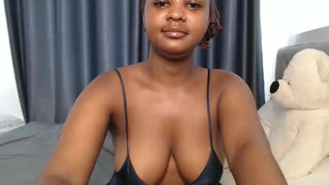 Snapshot of sweetbrinna88 chatting on October 7, 2025, 6:43 am Brinna online show from October 7, 2025, 6:43 am