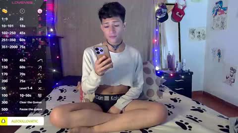 Snapshot of sweetc4meron chatting on January 4, 2025, 1:10 am Cameron Alejandro online show from January 4, 2025, 1:10 am