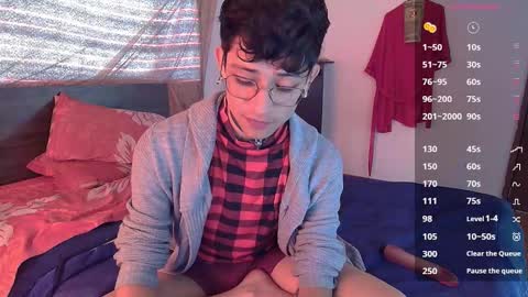 Snapshot of sweetc4meron chatting on October 15, 2025, 9:37 pm Cameron Alejandro online show from October 15, 2025, 9:37 pm