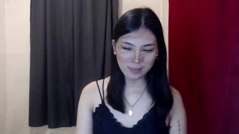 Carla online show from September 9, 2025, 2:27 pm