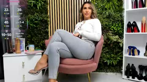 Cherry online show from November 6, 2025, 7:09 am