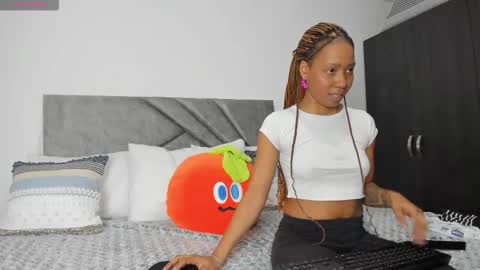 Tell me Salome  online show from October 29, 2025, 7:48 pm