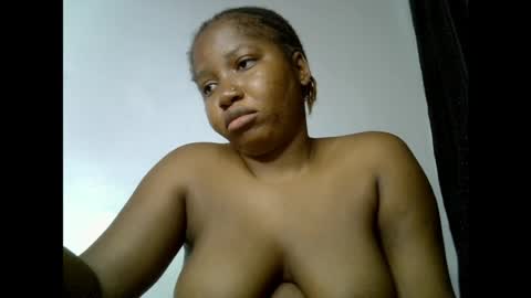 Snapshot of sweetcoochiex chatting on May 19, 2026, 11:05 am sweetcoochiex online show from May 19, 2026, 11:05 am