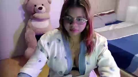 Snapshot of sweetcristalh chatting on October 13, 2025, 6:41 pm Cristal online show from October 13, 2025, 6:41 pm