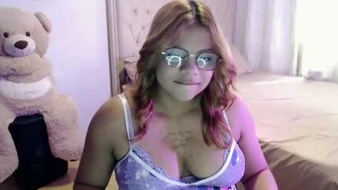 Cristal online show from November 14, 2025, 7:12 pm