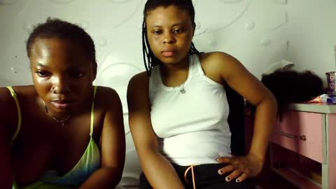 sweetcumgirl4 online show from May 21, 2026, 5:42 pm