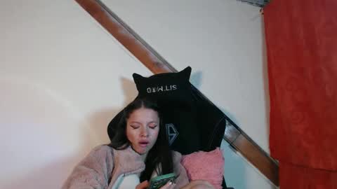 Snapshot of sweetdam12 chatting on January 22, 2025, 11:10 pm sweetdam12 online show from January 22, 2025, 11:10 pm