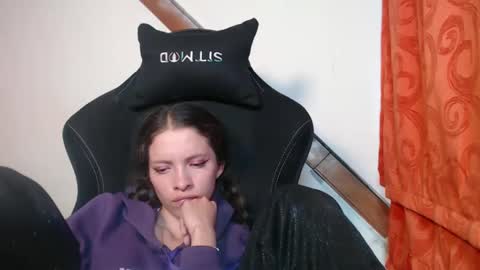 Snapshot of sweetdam12 chatting on January 25, 2025, 10:28 pm sweetdam12 online show from January 25, 2025, 10:28 pm