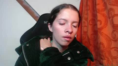 Snapshot of sweetdam12 chatting on February 7, 2025, 12:09 am sweetdam12 online show from February 7, 2025, 12:09 am