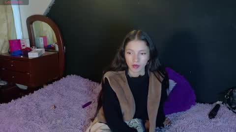 Snapshot of sweetdam12 chatting on September 18, 2025, 8:11 pm sweetdam12 online show from September 18, 2025, 8:11 pm