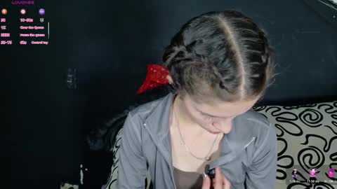 Snapshot of sweetdam12 chatting on November 8, 2025, 7:23 pm sweetdam12 online show from November 8, 2025, 7:23 pm