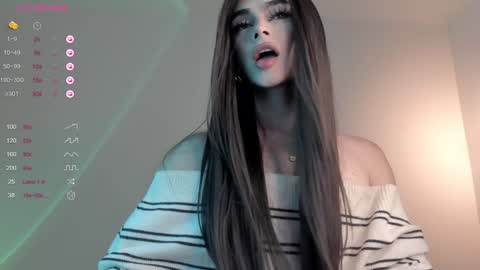 Bella online show from December 17, 2024, 10:43 pm