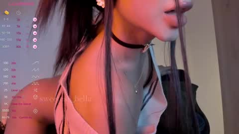 Bella online show from September 19, 2025, 9:15 pm