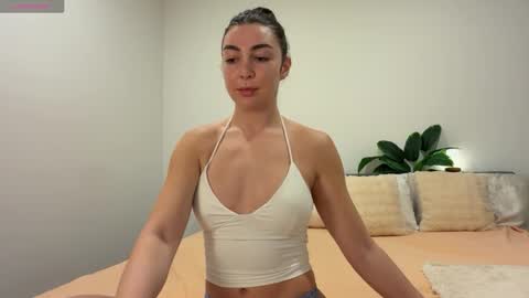 Cassie online show from May 17, 2026, 4:54 am