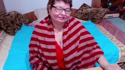 Snapshot of sweetestmilf4you chatting on February 27, 2025, 2:54 pm sweetestmilf4you online show from February 27, 2025, 2:54 pm