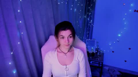 sweetfoyou online show from February 3, 2026, 6:57 pm