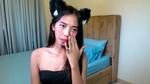sweetgirl_daphne online show from April 14, 2026, 6:19 am