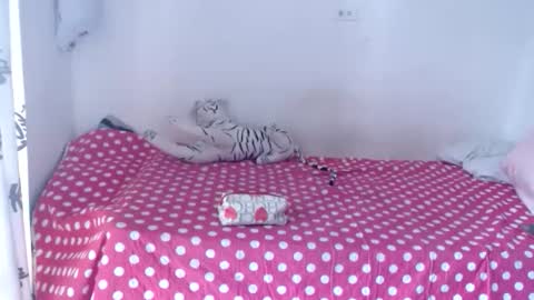 Snapshot of sweetgirsl chatting on May 20, 2026, 8:59 pm sweetgirsl online show from May 20, 2026, 8:59 pm