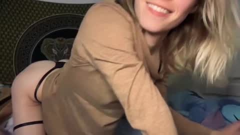 sweetgracee online show from March 8, 2025, 4:12 am