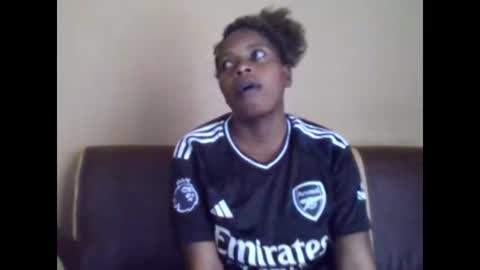 sweetib1 online show from February 25, 2025, 9:31 am