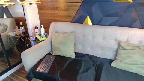 Snapshot of sweetie_foxxxx chatting on November 8, 2025, 11:10 am violeta online show from November 8, 2025, 11:10 am