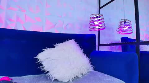 Snapshot of sweetie_foxxxx chatting on January 16, 2026, 3:21 am violeta online show from January 16, 2026, 3:21 am