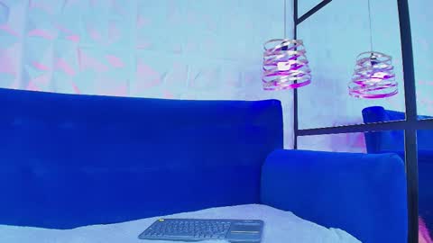 Snapshot of sweetie_foxxxx chatting on January 17, 2026, 3:11 am violeta online show from January 17, 2026, 3:11 am